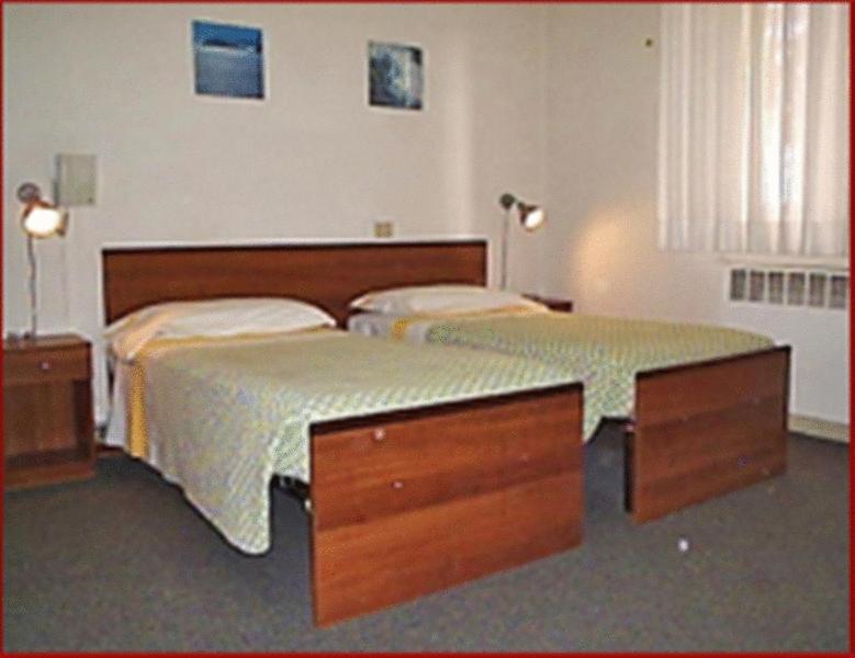 Hotel Tuscolano Болонья Екстер'єр фото
